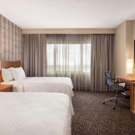 Embassy Suites Northwest Arkansas - Hotel, Spa & Convention Center Rogers Esterno foto