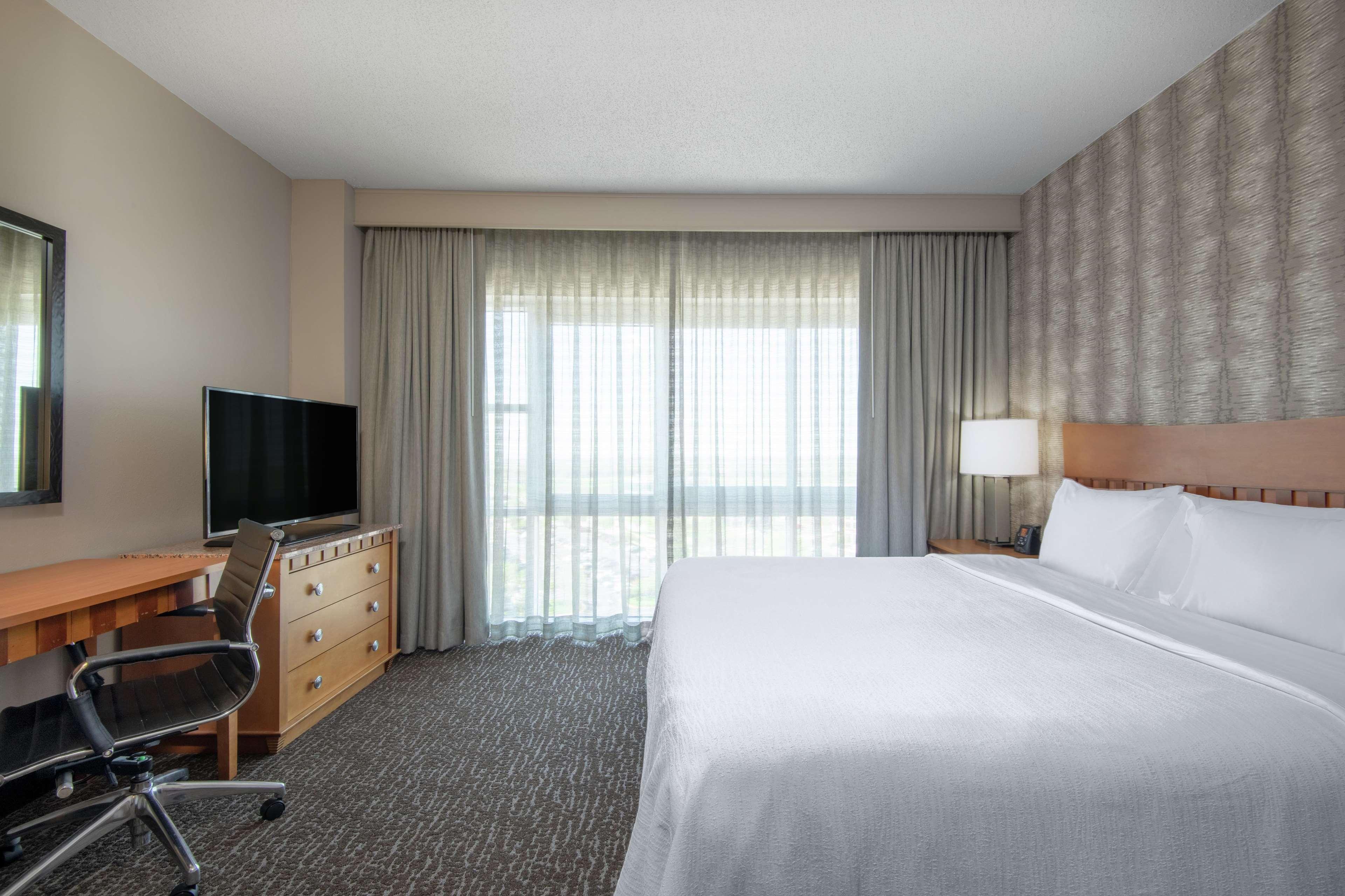 Embassy Suites Northwest Arkansas - Hotel, Spa & Convention Center Rogers Esterno foto