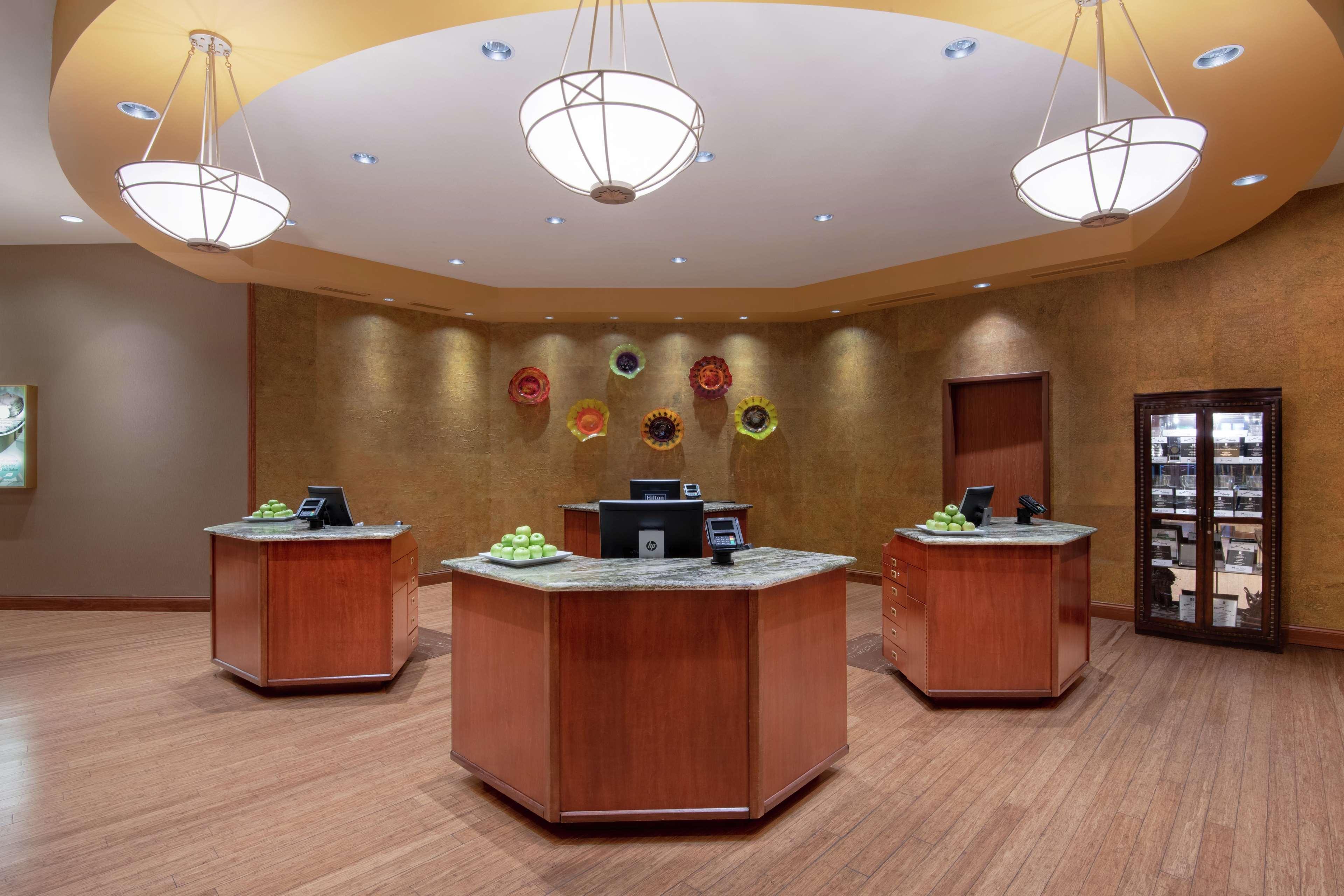 Embassy Suites Northwest Arkansas - Hotel, Spa & Convention Center Rogers Esterno foto