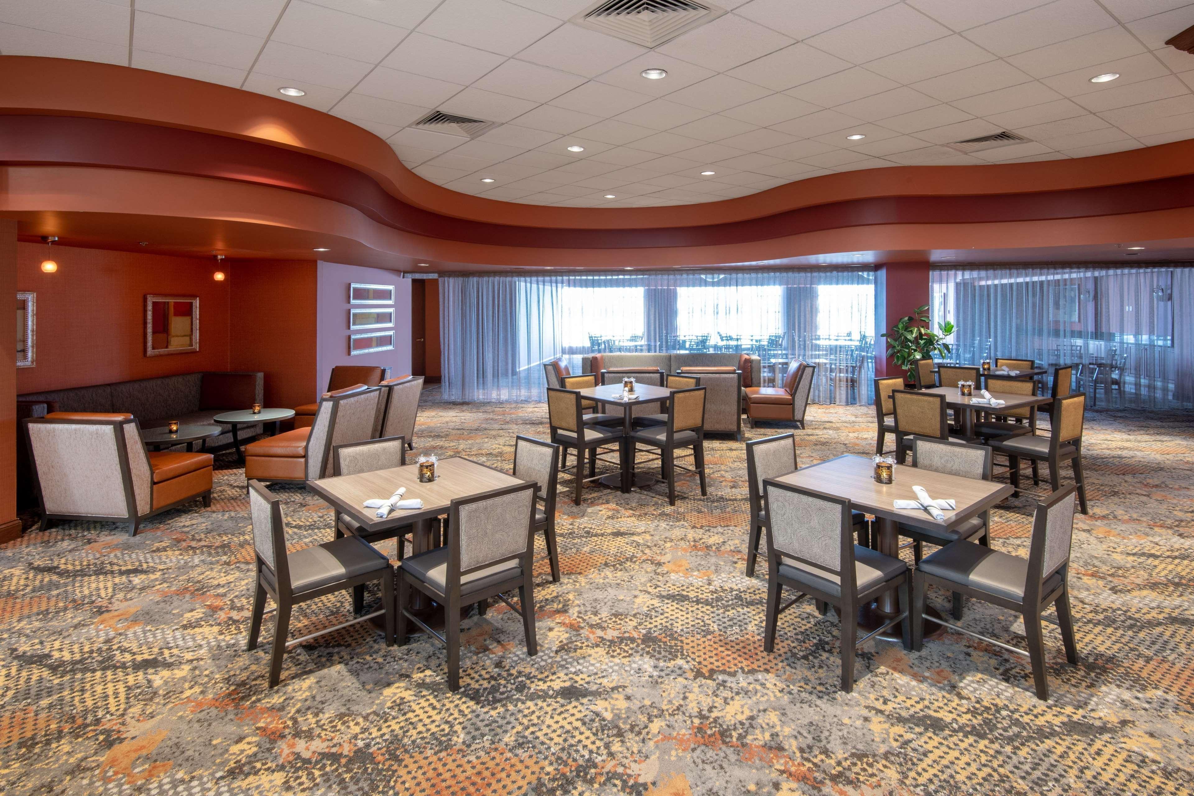 Embassy Suites Northwest Arkansas - Hotel, Spa & Convention Center Rogers Esterno foto