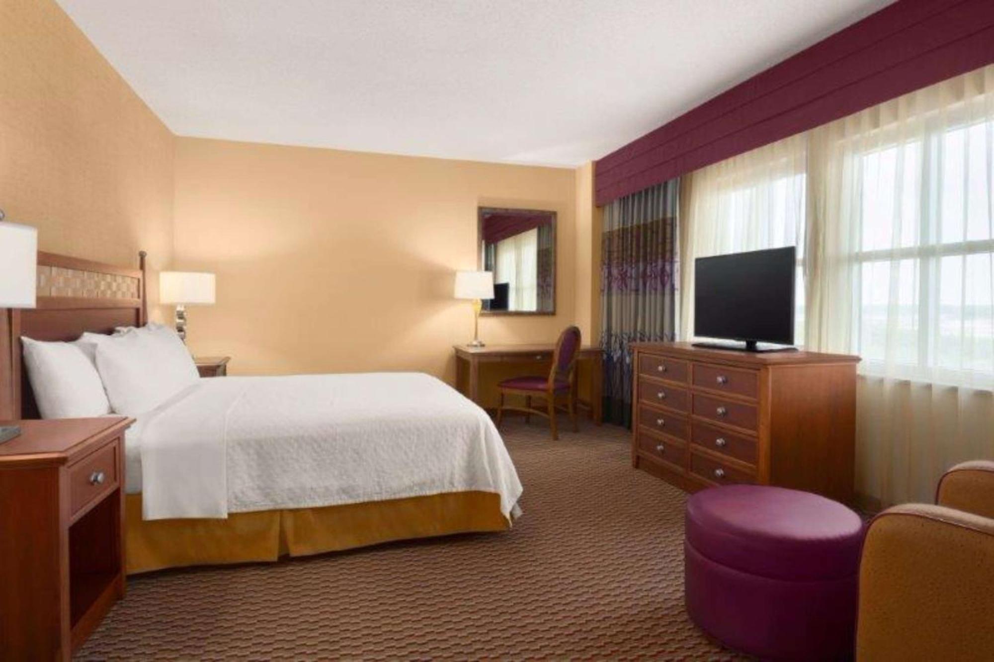 Embassy Suites Northwest Arkansas - Hotel, Spa & Convention Center Rogers Esterno foto